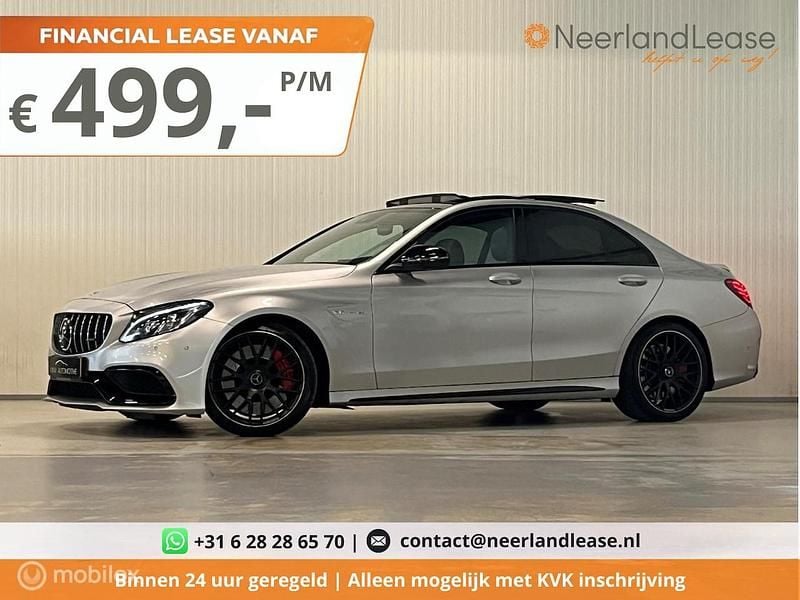 Grijs Occasion 2021 Mercedes C200 AMG Sedan | € 42.900 - Afbeelding 1/4