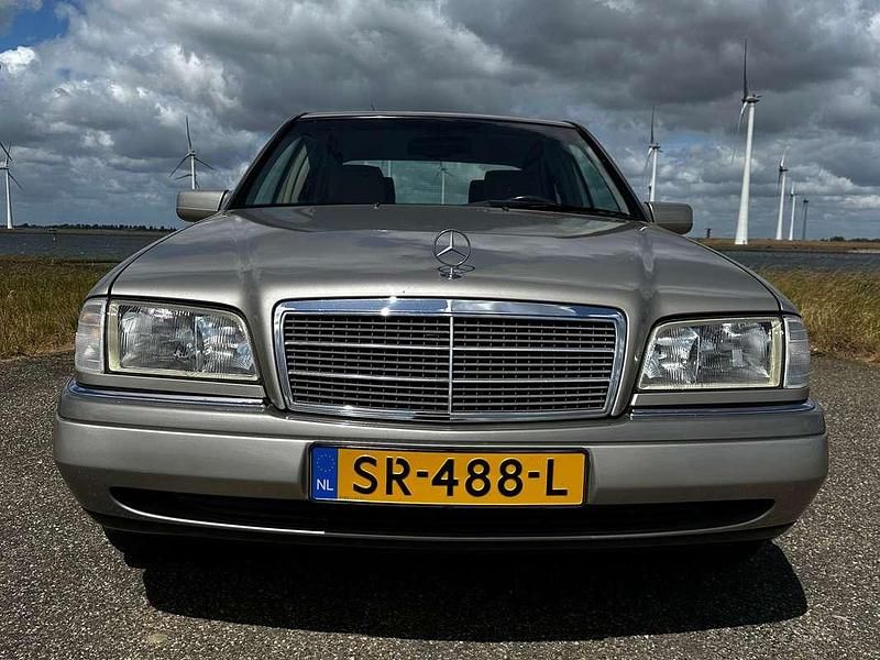 Gebruikt 1997 Mercedes C180 Classic Sedan | € 6.250 - Afbeelding 1/4