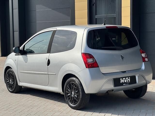 Grijs Gebruikt 2010 Renault Twingo Dynamique Hatchback | € 3.450 (Eerlijke prijs) - Afbeelding 1/4