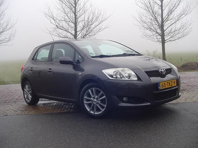 Occasion Toyota Auris Sol 97 PK (71 kW) 2009 Grijs Hatchback