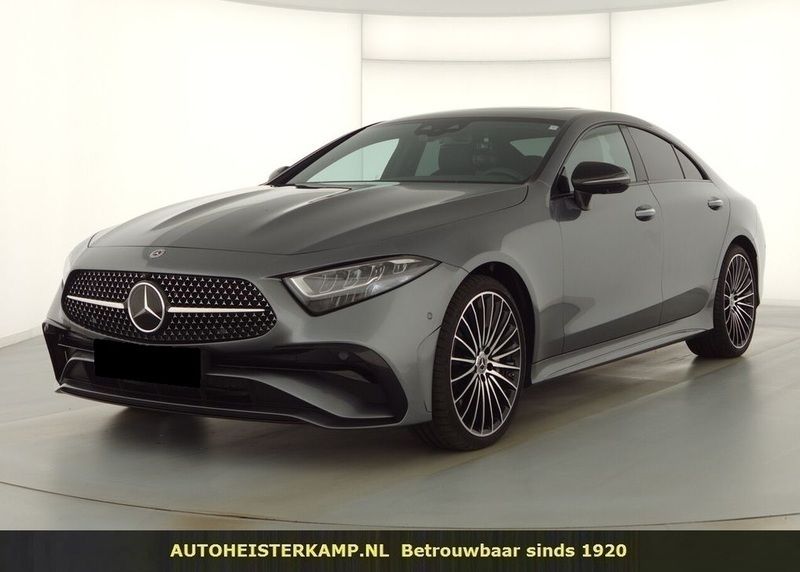 Grijs Gebruikt 2023 Mercedes CLS300 AMG line Sedan | € 94.950 - Afbeelding 1/4