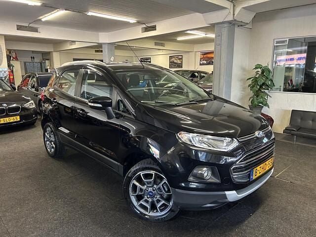 Zwart Gebruikt 2015 Ford Ecosport Titanium SUV | € 6.995 (Eerlijke prijs) - Afbeelding 1/4