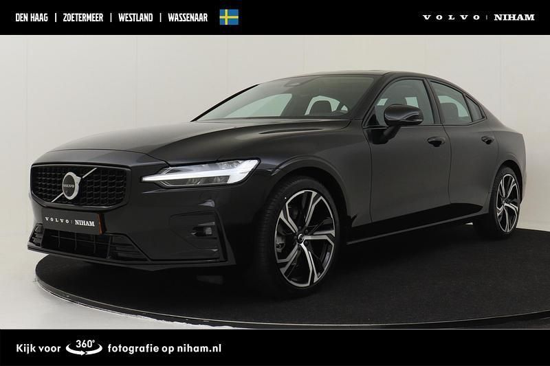 Zwart Gebruikt 2024 Volvo S60 Ultimate Sedan | € 40.990 (Eerlijke prijs) - Afbeelding 1/4