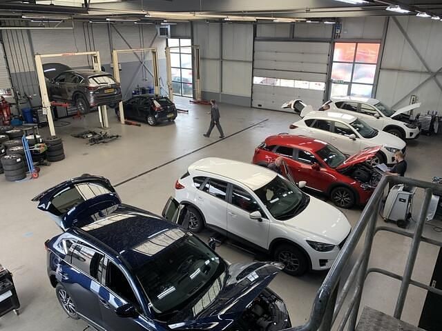 Occasion Mazda 3 Sky 120 PK (88 kW) 2018 Jet black (zwart metallic) Sedan