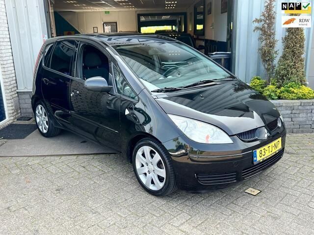 Zwart Gebruikt 2006 Mitsubishi Colt Hatchback | € 1.450 (Eerlijke prijs) - Afbeelding 1/4
