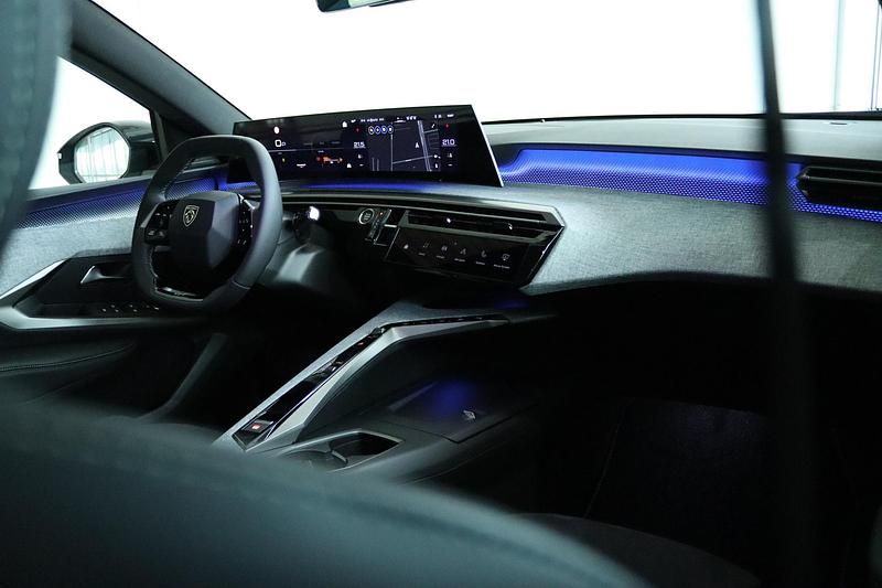 Nieuw Peugeot 3008 GT 2025 Blauw SUV