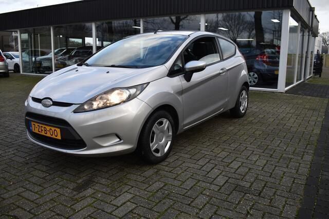 Grijs Gebruikt 2009 Ford Fiesta Ghia Hatchback | € 2.750 (Eerlijke prijs) - Afbeelding 1/4