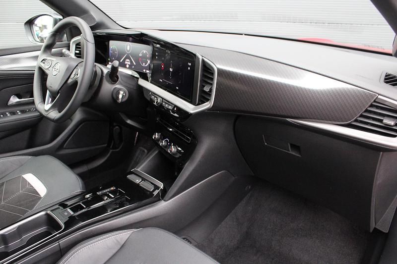 Occasion Opel Mokka 136 PK (100 kW) 2024 Rood SUV