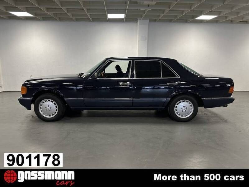 Blauwblau Gebruikt 1990 Mercedes 500 SE Sedan | € 35.900 - Afbeelding 1/4