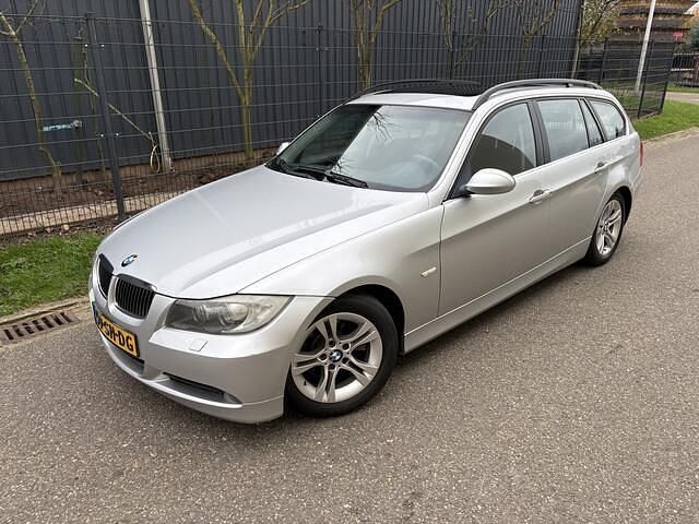 Occasion BMW 325 Executive 218 PK (160 kW) 2006 Grijs Stationwagen