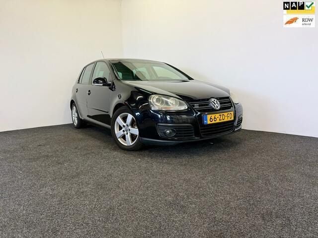Zwart, metallic lak Gebruikt 2008 VW Golf VI GT Hatchback | € 3.750 (Eerlijke prijs) - Afbeelding 1/4