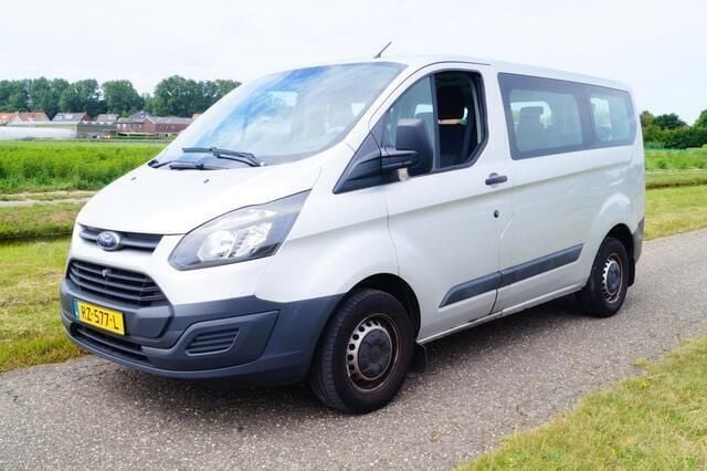 Grijs Gebruikt 2015 Ford Transit Custom MPV | € 11.999 - Afbeelding 1/4