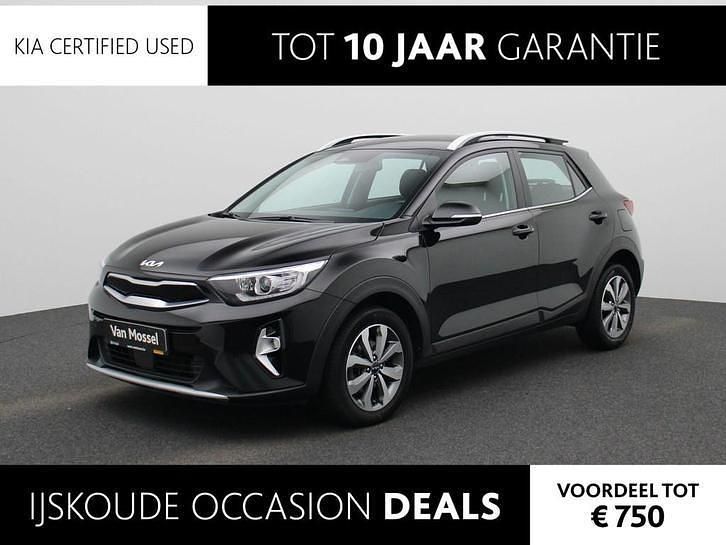 Zwart Occasion 2024 Kia Stonic SUV | € 25.440 (Eerlijke prijs) - Afbeelding 1/2