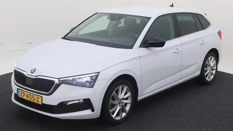 Wit Gebruikt 2019 Skoda Scala First Edition Hatchback | € 14.950 (Eerlijke prijs) - Afbeelding 1/4