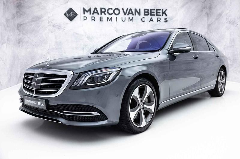 Grijs Occasion 2019 Mercedes S560 Sedan | € 57.850 - Afbeelding 1/3