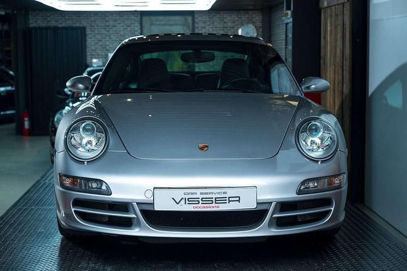 Zilver Gebruikt 2006 Porsche 911 Carrera S Coupé | € 55.000 (Duur) - Afbeelding 1/4