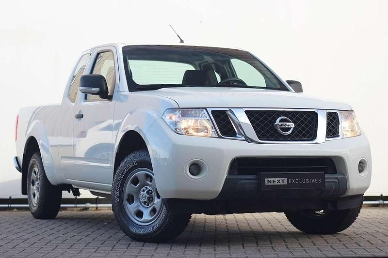 Wit Gebruikt 2012 Nissan Navara XE Pickup | € 16.950 - Afbeelding 1/4