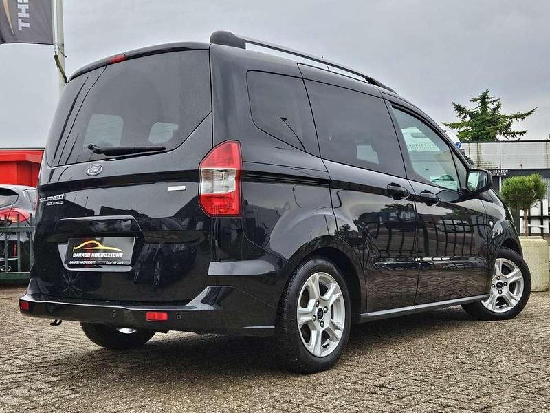 Occasion Ford Tourneo Courier Titanium 101 PK (74 kW) 2015 Zwart MPV