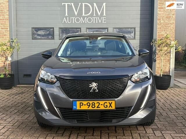 Grijs Gebruikt 2022 Peugeot 2008 Active SUV | € 16.795 (Super prijs) - Afbeelding 1/1