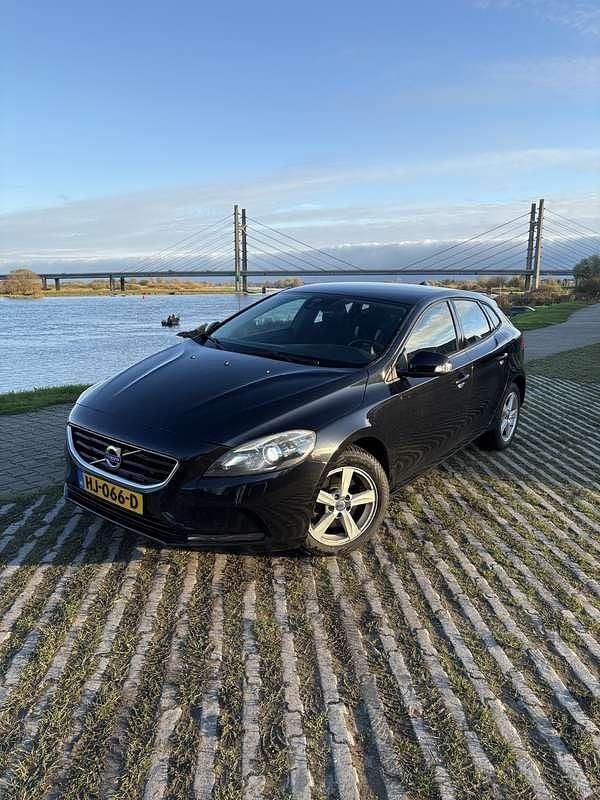 Occasion Volvo V40 Ocean Race 120 PK (88 kW) 2014 Zwart Stationwagen