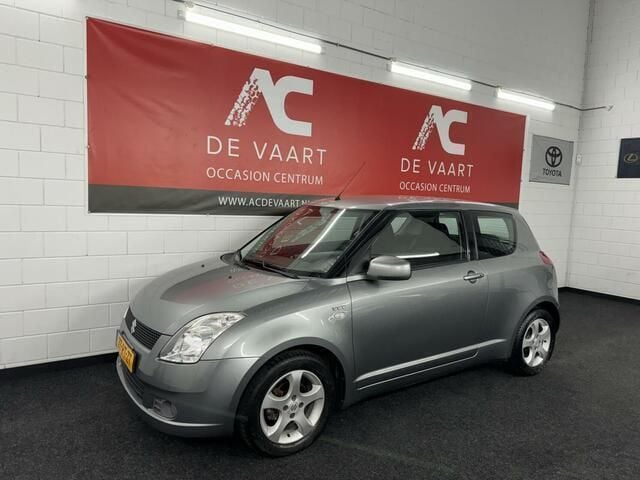 Grijs Gebruikt 2005 Suzuki Swift Exclusive Hatchback | € 3.599 (Goede deal) - Afbeelding 1/4