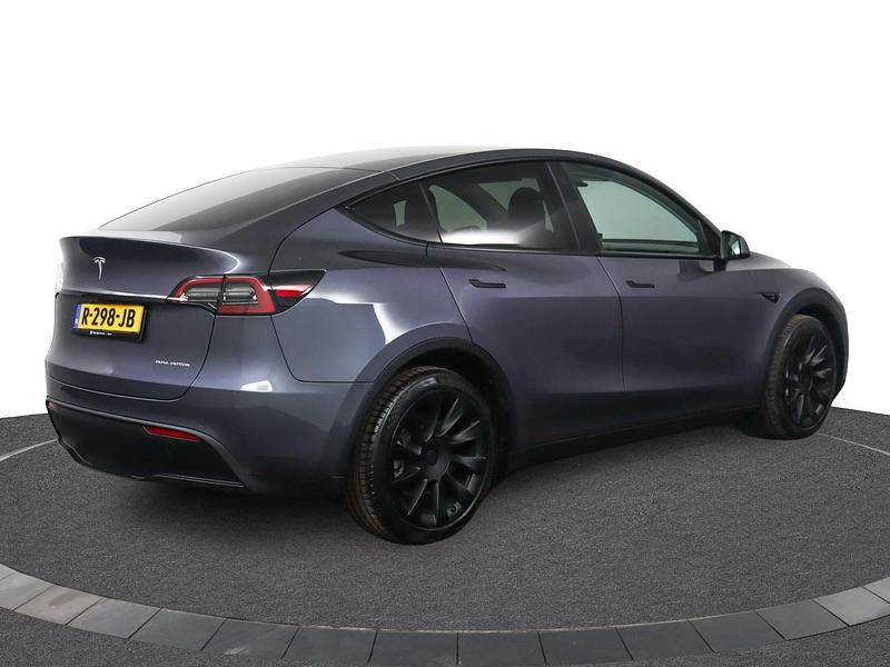 Occasion Tesla Model Y Long Range AWD 378 kW (514 PK) 2021 Grijs SUV