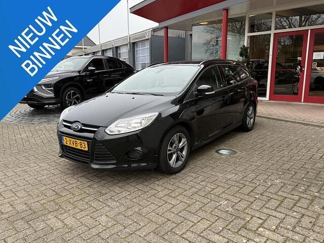 Zwart Occasion 2014 Ford Focus Stationwagen | € 2.950 (Super prijs) - Afbeelding 1/4