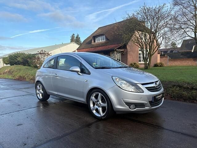 Grijs Occasion 2008 Opel Corsa Sport Hatchback | € 2.550 (Goede deal) - Afbeelding 1/4