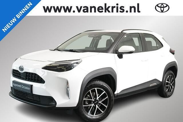 Wit Occasion 2025 Toyota Yaris Cross Active SUV | € 28.498 (Eerlijke prijs) - Afbeelding 1/4