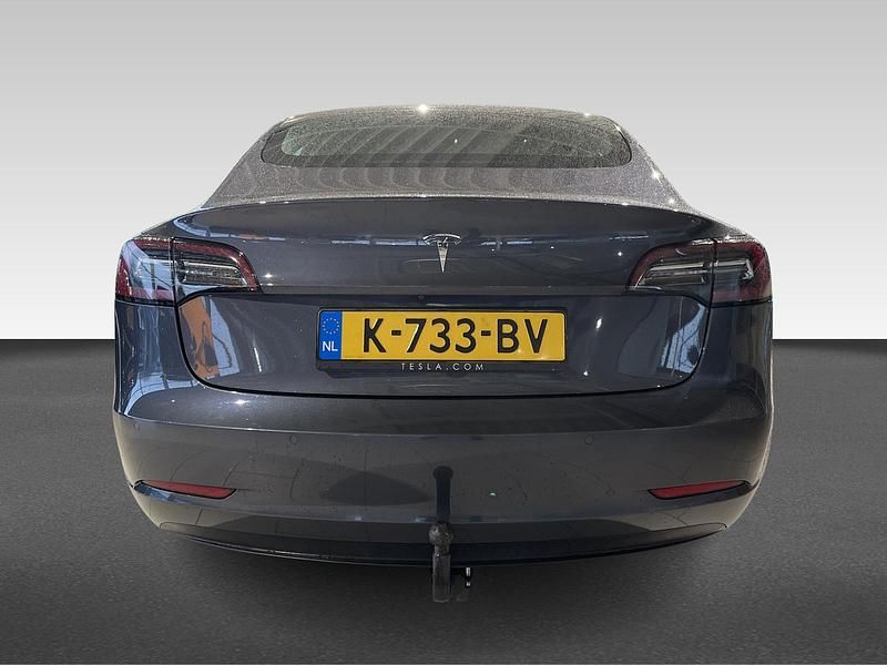 Occasion Tesla Model 3 Standard Range 239 kW (325 PK) 2020 Grijs Sedan