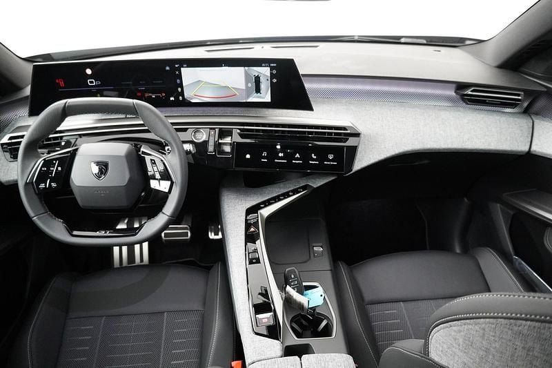 Nieuw Peugeot 3008 GT 145 PK (106 kW) 2025 Grijs SUV