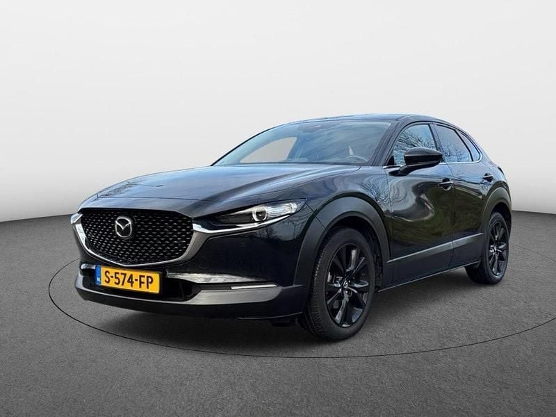Jet black metallic (zwart metallic) Gebruikt 2023 Mazda CX-30 Homura-Line SUV | € 28.950 (Eerlijke prijs) - Afbeelding 1/3