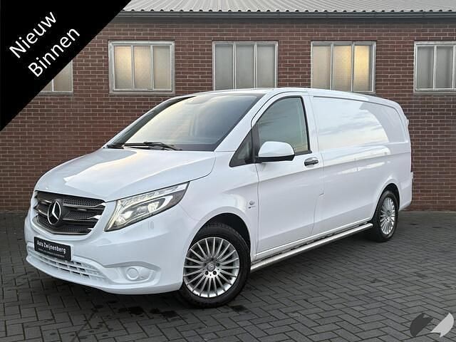 Wit Gebruikt 2017 Mercedes Vito Business Van | € 14.950 (Eerlijke prijs) - Afbeelding 1/4