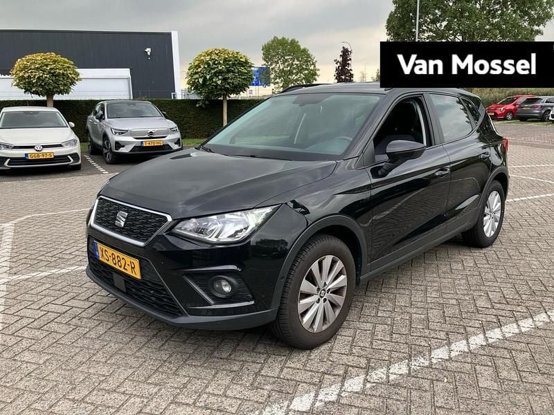 Zwart Gebruikt 2019 Seat Arona Business SUV | € 14.700 (Eerlijke prijs) - Afbeelding 1/4