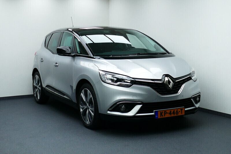 Grijs Gebruikt 2016 Renault Scénic III Intens MPV | € 17.944 - Afbeelding 1/4