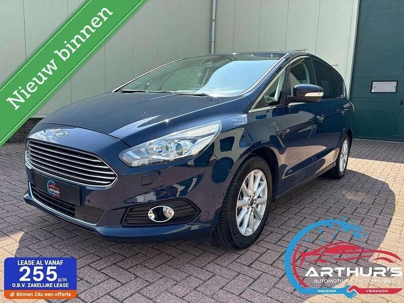 , metallic lak Gebruikt 2016 Ford S-MAX Vignale MPV | € 15.750 - Afbeelding 1/4