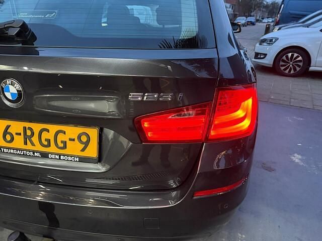 Occasion BMW 523 Executive 204 PK (150 kW) 2011 Grijs Stationwagen