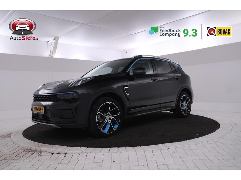 Zwart, metallic lak Gebruikt 2022 Lynk & Co 01 SUV | € 26.995 (Duur) - Afbeelding 1/4