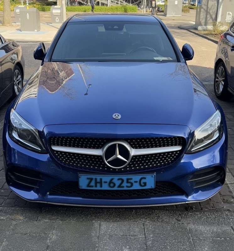 Blauw Gebruikt 2019 Mercedes C180 Business Sedan | € 22.000 (Iets duurder) - Afbeelding 1/2