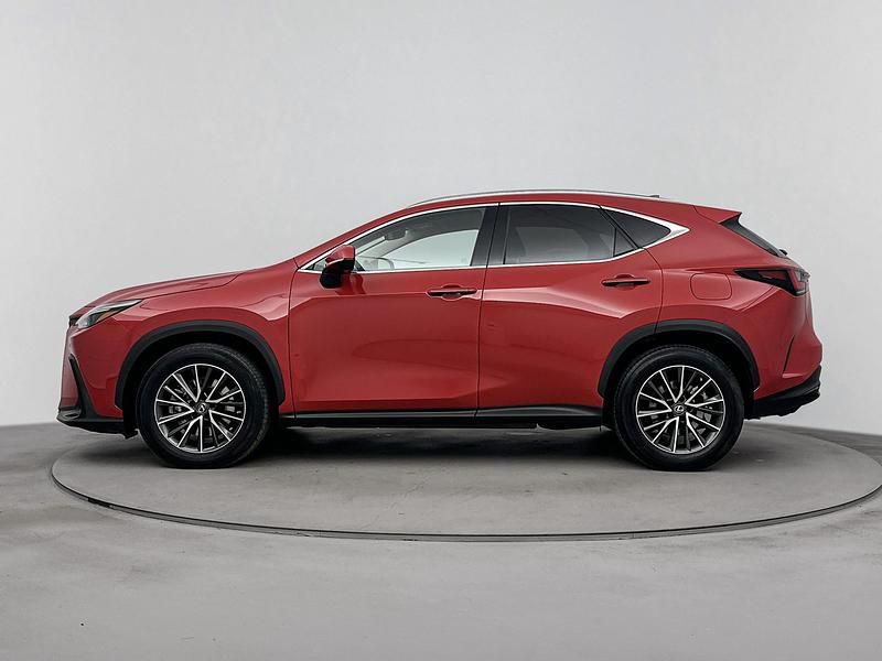 Occasion Lexus NX450h+ Launch Edition 309 PK (227 kW) 2023 Rood SUV