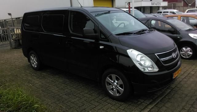 Occasion Hyundai H 300 Dynamiq 170 PK (125 kW) 2008 Zwart Van