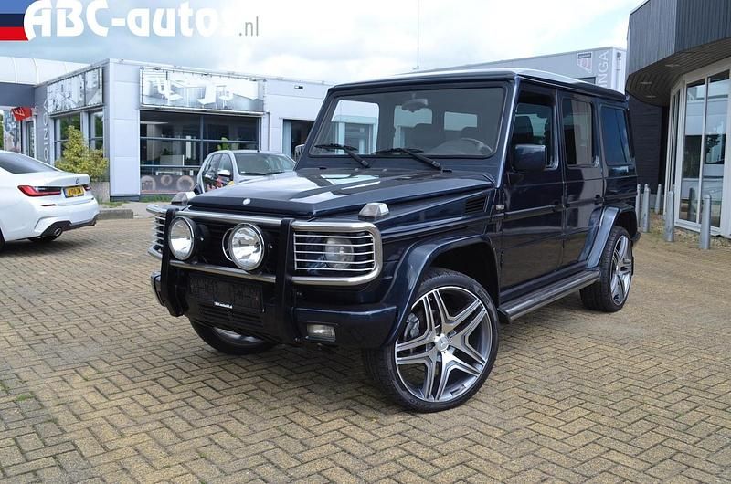 Zwart (metallic) Gebruikt 1980 Mercedes G320 SUV | € 39.945 - Afbeelding 1/4