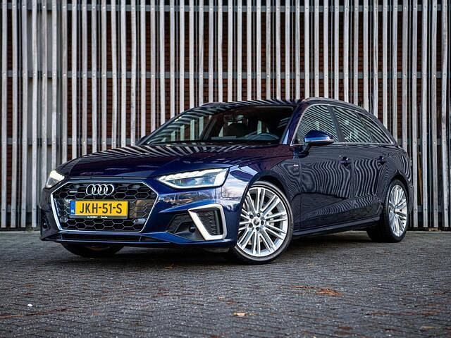 Blauw Gebruikt 2021 Audi A4 S-Line Stationwagen | € 33.950 - Afbeelding 1/4