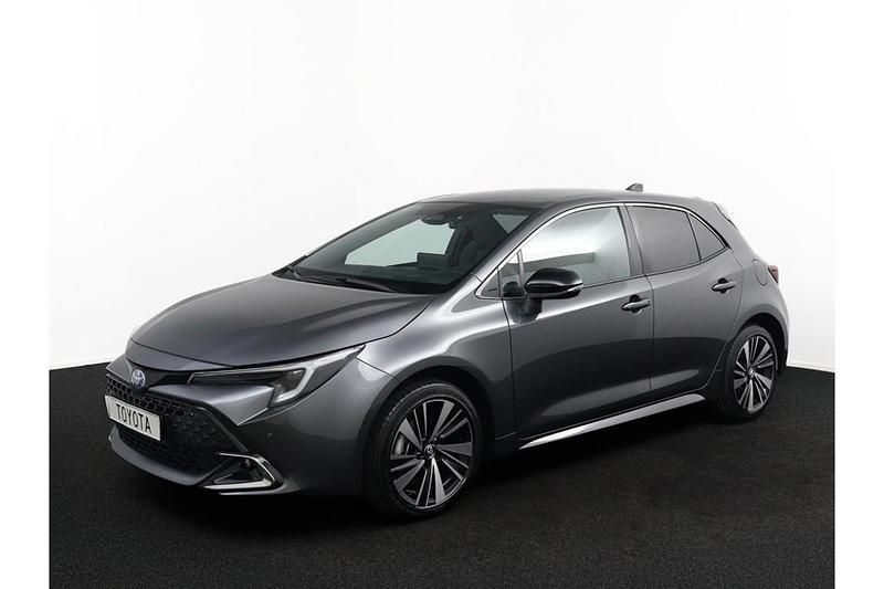 Grijs Gebruikt 2025 Toyota Corolla Hybrid Hatchback | € 38.950 (Duur) - Afbeelding 1/1