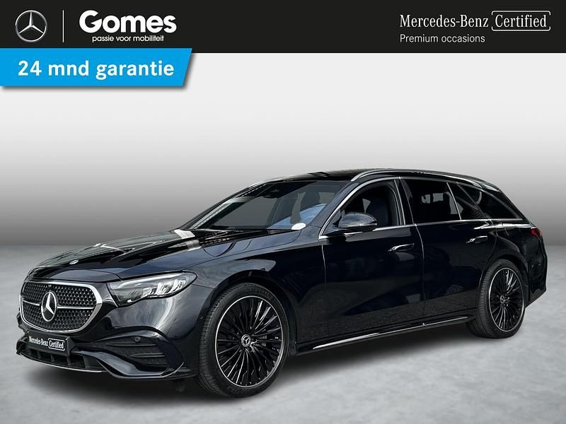 Zwart Gebruikt 2024 Mercedes E300 AMG line Stationwagen | € 64.950 - Afbeelding 1/4