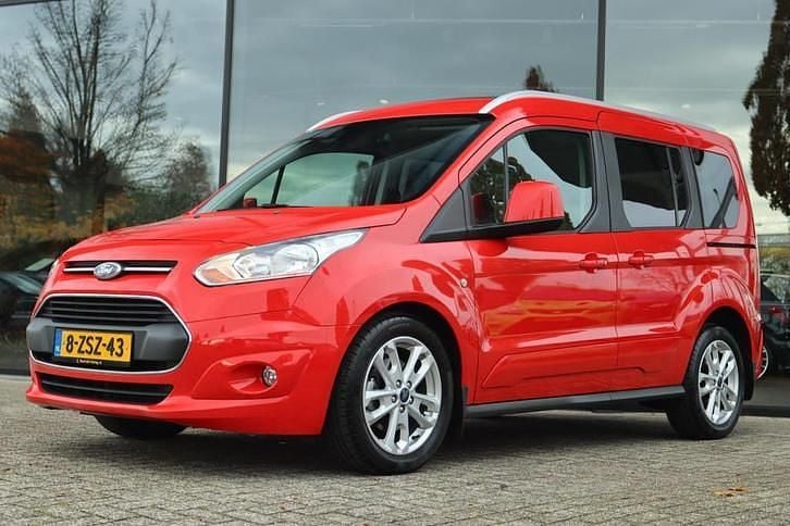 Gebruikt 2015 Ford Tourneo Connect Titanium | € 13.900 (Eerlijke prijs) - Afbeelding 1/4