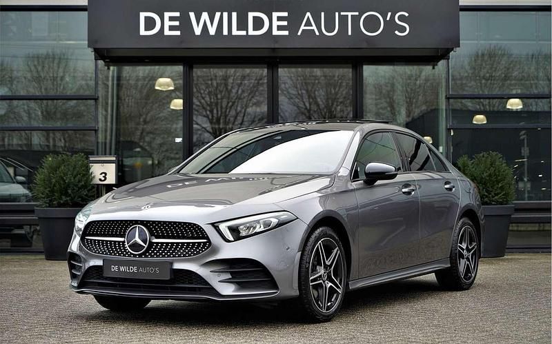 Occasion Mercedes A250 AMG 218 PK (160 kW) 2022 Grijs Sedan