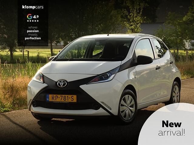 Wit Gebruikt 2018 Toyota Aygo Hatchback | € 7.900 (Eerlijke prijs) - Afbeelding 1/4
