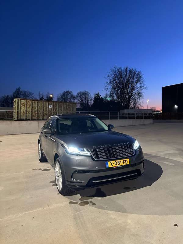Grijs Gebruikt 2019 Land Rover Range Rover Velar SE SUV | € 36.749 (Super prijs) - Afbeelding 1/4