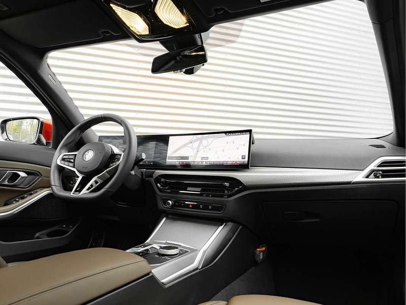 Occasion BMW 330e M Sport 292 PK (214 kW) 2025 Rood Sedan